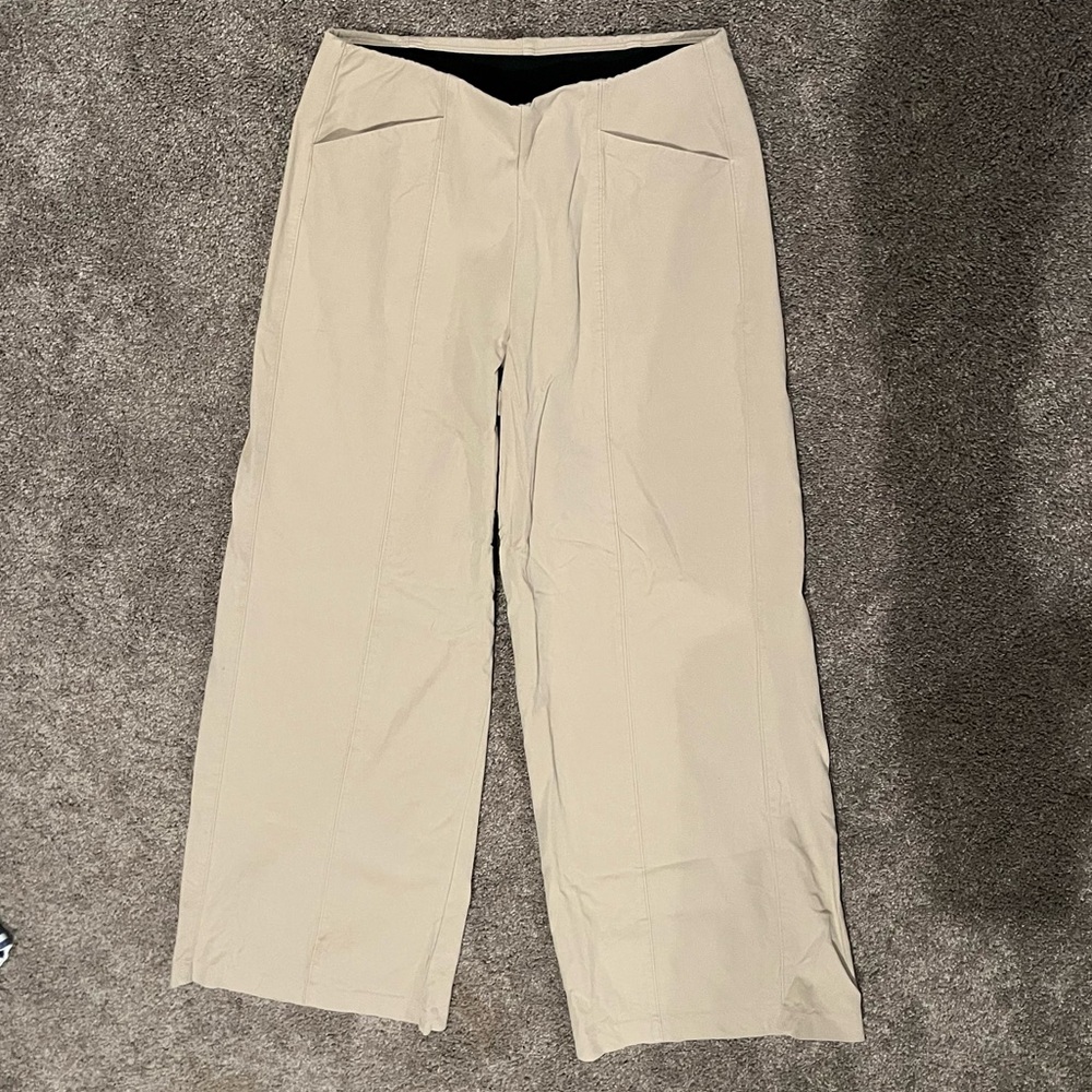 Old Navy High-Rise, Wide Leg Dress Pants - Small